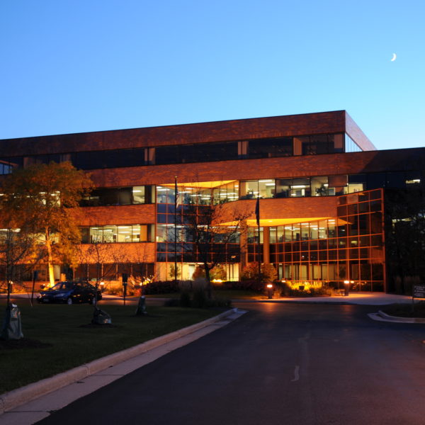 The front of the Deer Creek Corporate Center located in Brookfield, WI, and managed by the Zeller.